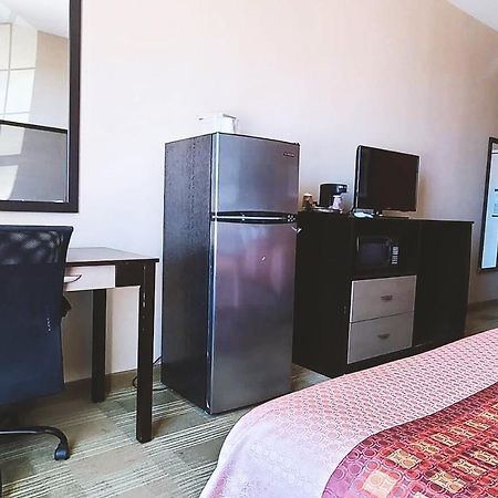 Coratel Inn & Suites By Jasper Cotulla Extérieur photo
