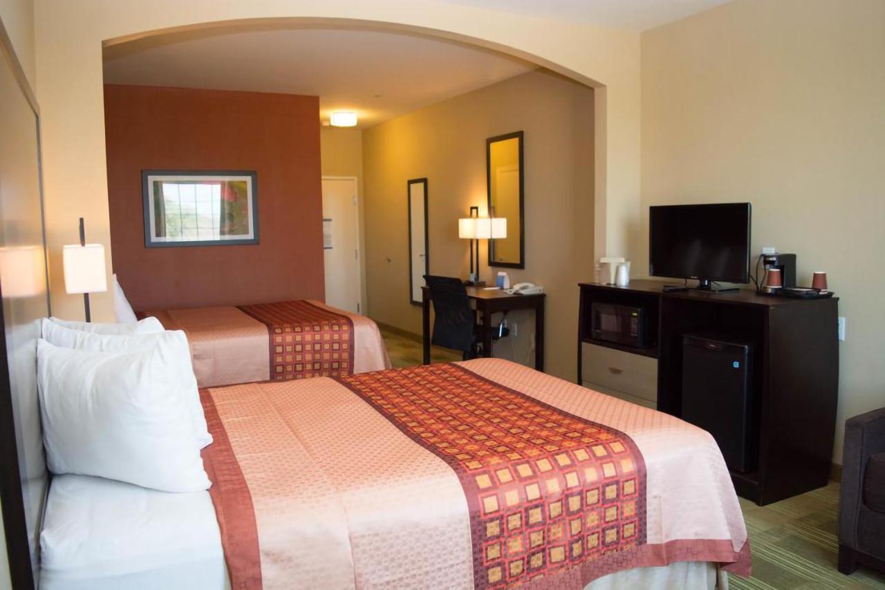 Coratel Inn & Suites By Jasper Cotulla Extérieur photo